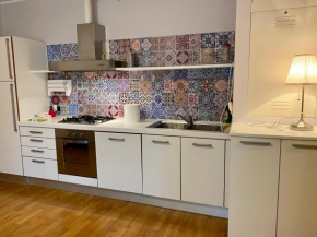 Bergamo Bilocale Nuovo in centro 4 posti Letto